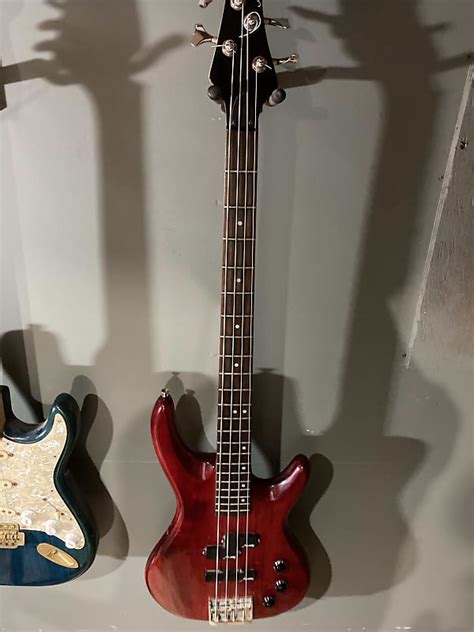 alvarez electric bass